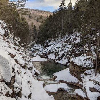 The Flume Gorge - Parks Near Me - Lincoln, New Hampshire The Flume Gorge - Parks Near Me - Lincoln, New Hampshire