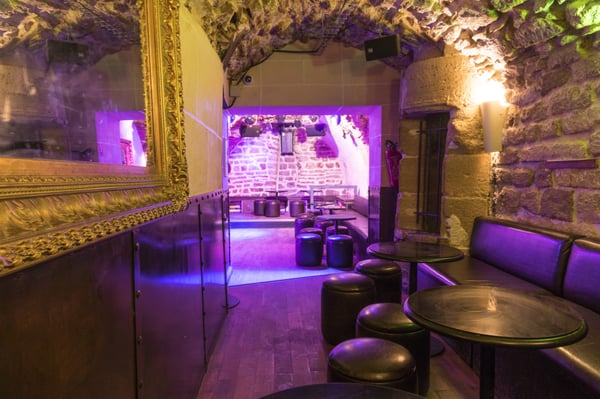 Le Cavern by null