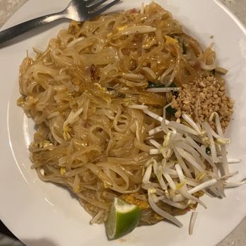 Basil Babe - Pad Thai - Thai Near Me - Ypsilanti, Michigan Basil Babe - Pad Thai - Thai Near Me - Ypsilanti, Michigan