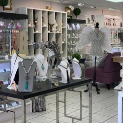 Karina's Boutique
