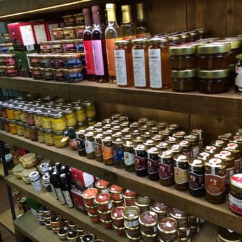 La Pourvoirie - Jams, sauces and other delicacies - Beer, Wine & Spirits Near Me - Montreal, Quebec