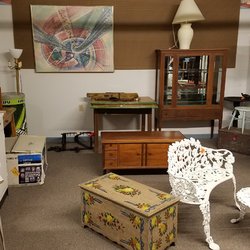 Silvermoon Consignment Barn - Main hallway booth.