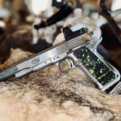 Frey's Gun Shop