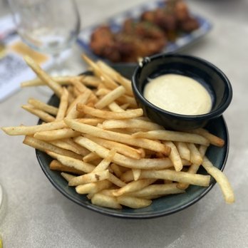 The Airliner - shoestring fries + yuzu kosho aioli = $9 - Wine Bars Near Me - Los Angeles, California
