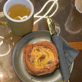 Luminescent - Coffee & Tea Near Me - Orlando, Florida Luminescent - Coffee & Tea Near Me - Orlando, Florida
