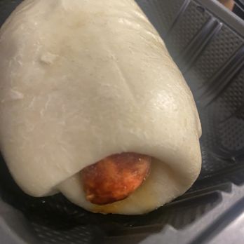 Tipunan  - Longanisa Bun - Filipino Near Me - Oakland, California