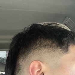 Razor King Barber Shop - This isn't even a fade i don't know what he was going for.