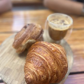 Tabac plus - Mediterranean Near Me - San Diego, California