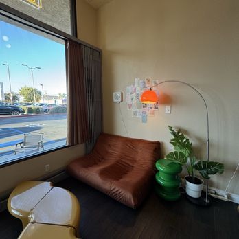 Chilla Coffee - Coffee & Tea Near Me - Garden Grove, California