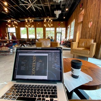 Black Rock Coffee Bar - Coffee & Tea Near Me - Webster, Texas