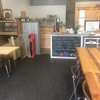 Pepe's Kitchen - Interior of Pepe's - Vegetarian Near Me - Lincoln, Nebraska