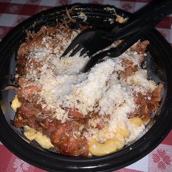 Knott's Merry Farm - Pulled pork Mac and cheese - Amusement Parks Near Me - Buena Park, California Knott's Merry Farm - Pulled pork Mac and cheese - Amusement Parks Near Me - Buena Park, California