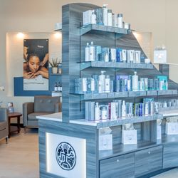 Hand & Stone Massage and Facial Spa