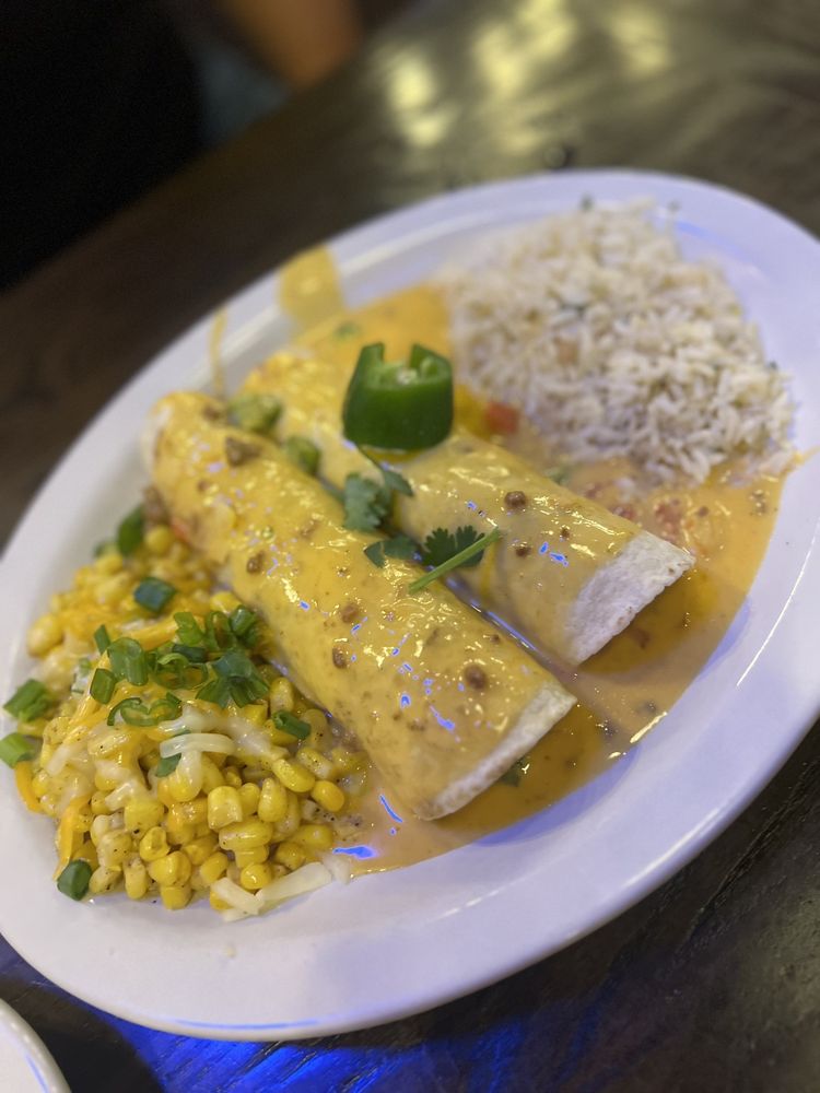 Texas Music City Grill & Smokehouse - Photo 3