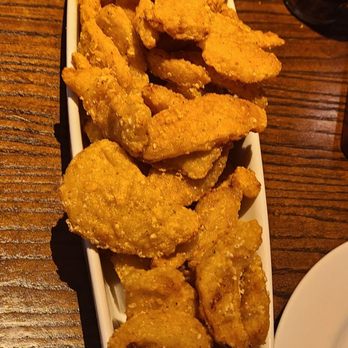 LongHorn Steakhouse - Tonion rings - American Near Me - Rockford, Illinois