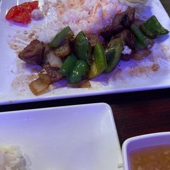 Com Ga Ninh Kieu - Cơm bò lúc lắc - Vietnamese Near Me - Atlantic City, New Jersey
