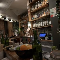 Kawa Ni - Sitting at the bar!