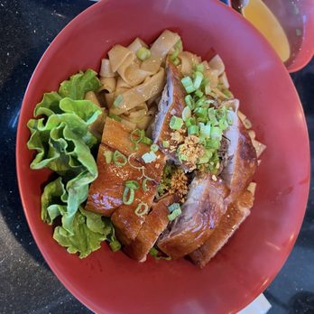 Kim Tar - Roast Duck Rice Noodle-soup on the side (Gan Low) - Chinese Near Me - Artesia, California Kim Tar - Roast Duck Rice Noodle-soup on the side (Gan Low) - Chinese Near Me - Artesia, California