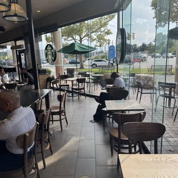 Starbucks - Coffee & Tea Near Me - Secaucus, New Jersey