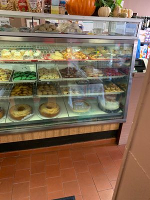 CAVALLO’S IMPORTED ITALIAN FOOD with 39 Reviews & 29 Photos - 1892 E ...