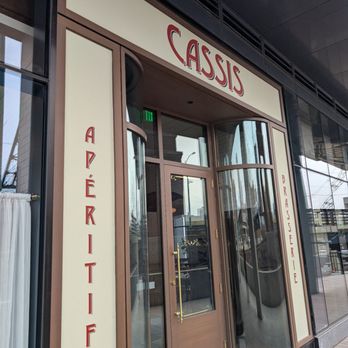 Cassis - French Near Me - Milwaukee, Wisconsin