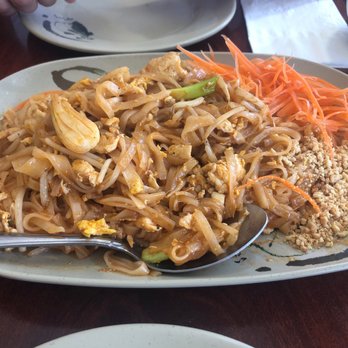 Thai Palms Restaurant - Pad Thai - Thai Near Me - Palmdale, California