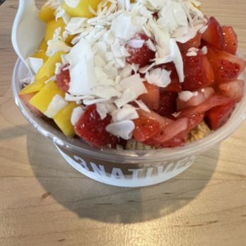 3Natives - Coconut bowl - Acai Bowls Near Me - Fort Lauderdale, Florida 3Natives - Coconut bowl - Acai Bowls Near Me - Fort Lauderdale, Florida