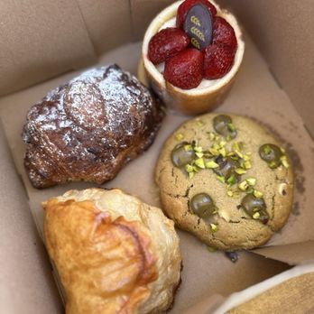 Sweet Wheat - Almond Chocolate Croissant, Individual Fraisier Cake, Chausson aux Pommes, White Chocolate Pistachio Cookie - Bakeries Near Me - Redondo Beach, California
