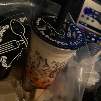 Boba Ave Express - Strawberry yogurt blended - Bubble Tea Near Me - Arcadia, California Boba Ave Express - Strawberry yogurt blended - Bubble Tea Near Me - Arcadia, California