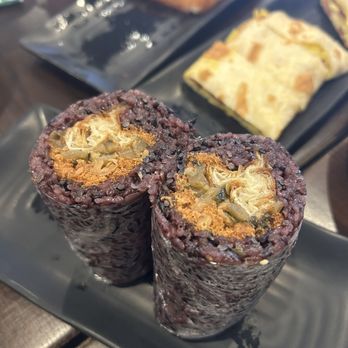 Yi Mei - Salty purple rice roll - Taiwanese Near Me - Monrovia, California