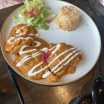 Ta'Chingon - Not sure what she ordered lol chicken something - Mexican Near Me - Las Vegas, Nevada Ta'Chingon - Not sure what she ordered lol chicken something - Mexican Near Me - Las Vegas, Nevada