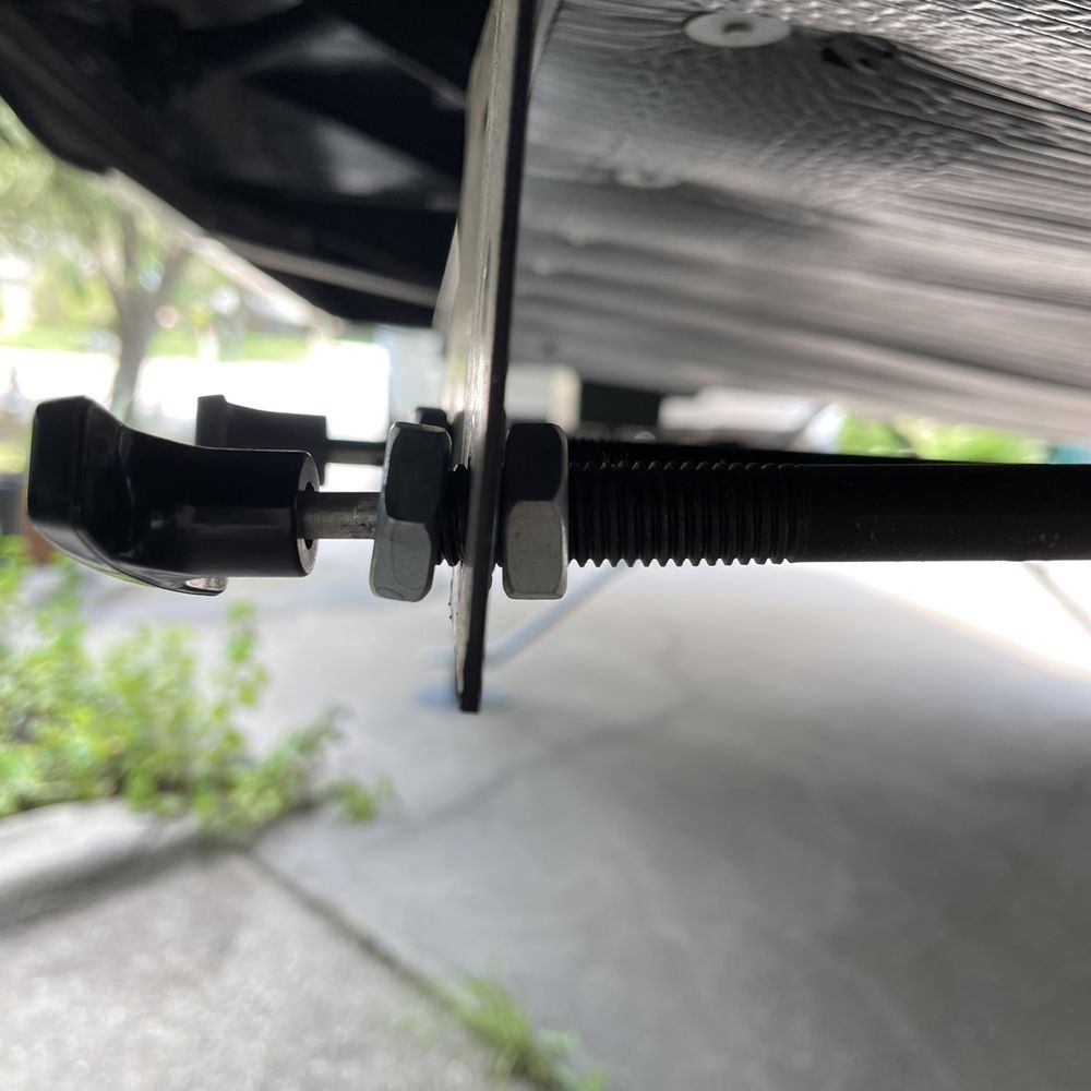 Blue Compass RV - Loose black tank valve cable, probably why leaked. Shouldnt be loose on brand new 100k rv - RV Dealers Near Me - Denton, Texas