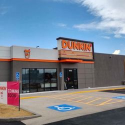 Dunkin' - Looking North from 90th South