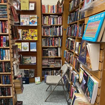 Big Island BookBuyers - Big Island BookBuyers - Music & DVDs Near Me - Hilo, Hawaii