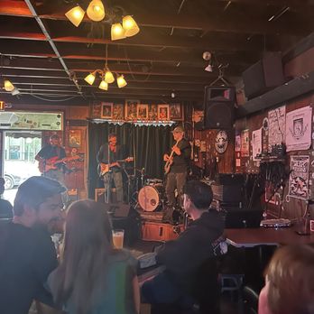 Hole in the Wall - Music Venues Near Me - Austin, Texas Hole in the Wall - Music Venues Near Me - Austin, Texas