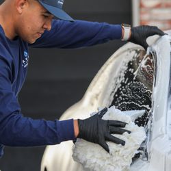 Lavish Auto Spa - 100% Hand Wash.