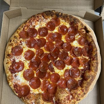 Roadrunner Pizza & Wings - Peperroni Pizza - Pizza Near Me - El Paso, Texas Roadrunner Pizza & Wings - Peperroni Pizza - Pizza Near Me - El Paso, Texas