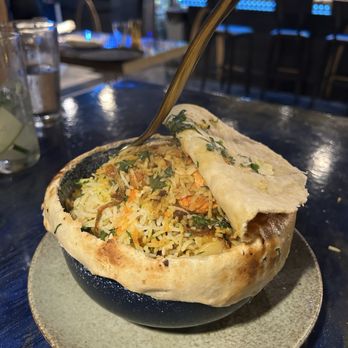 Tajhouse Uptown - Indian Near Me - Charlotte, North Carolina