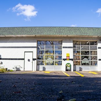 Performance Plus Quick Oil Change - Performance Plus Quick Oil Change of Battle Creek - Oil Change Stations Near Me - Battle Creek, Michigan