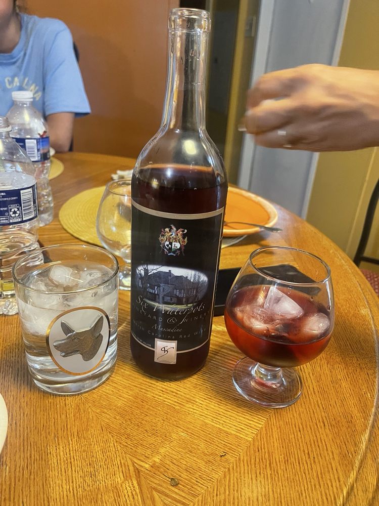 Six Waterpots Vineyard and Winery