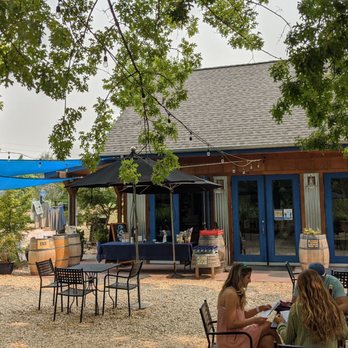 Casque Wines Tasting Room - How great is this setting?! - Wine Tasting Room Near Me - Loomis, California Casque Wines Tasting Room - How great is this setting?! - Wine Tasting Room Near Me - Loomis, California