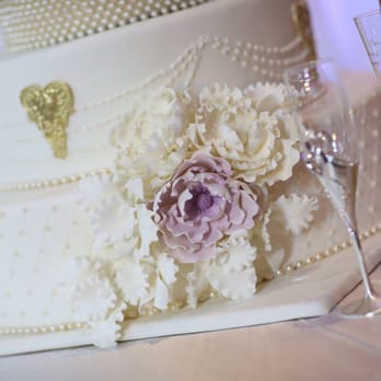 Rafi's Pastry - Beautiful detail shot of our wedding cake! Thank you, Rafi! - Bakeries Near Me - Glendale, California