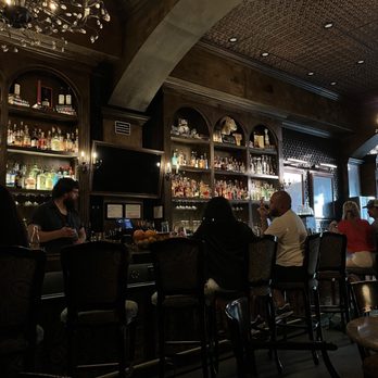 Atlas Bar - Bar - Cocktail Bars Near Me - Dallas, Texas