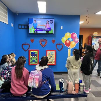 Pump It Up | Concord - Lobby - Kids Activities Near Me - Concord, California