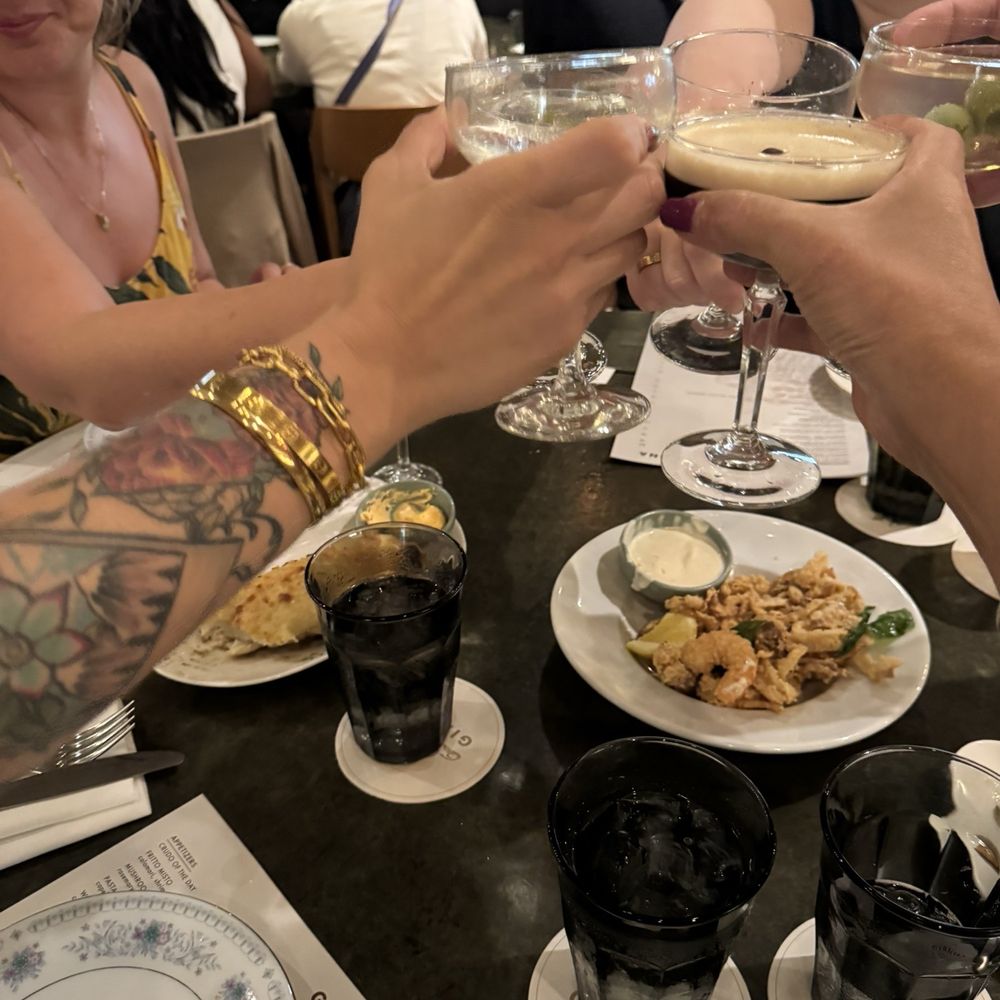 Gianna Restaurant - Wine Bars Near Me - New Orleans, Louisiana Gianna Restaurant - Wine Bars Near Me - New Orleans, Louisiana