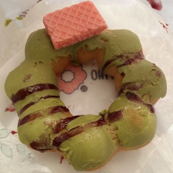 Oh Mochi - Landstown - Strawberry Matcha Donut - Bubble Tea Near Me - Virginia Beach, Virginia Oh Mochi - Landstown - Strawberry Matcha Donut - Bubble Tea Near Me - Virginia Beach, Virginia