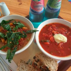 Suppenwirtschaft - Kürbis Curry mit Spinat und andalusischer Fisch-Topf