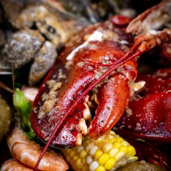 Meet Sushi & Boil - a lobster, corn, potatoes, and potatoes - Seafood Near Me - Toronto, Ontario Meet Sushi & Boil - a lobster, corn, potatoes, and potatoes - Seafood Near Me - Toronto, Ontario