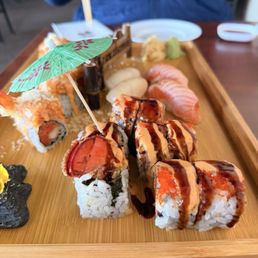 Gold Lobster Roll