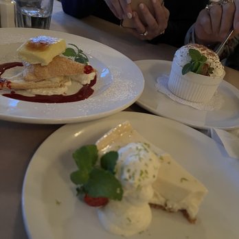 Everyday People Cafe - Diners Near Me - Douglas, Michigan